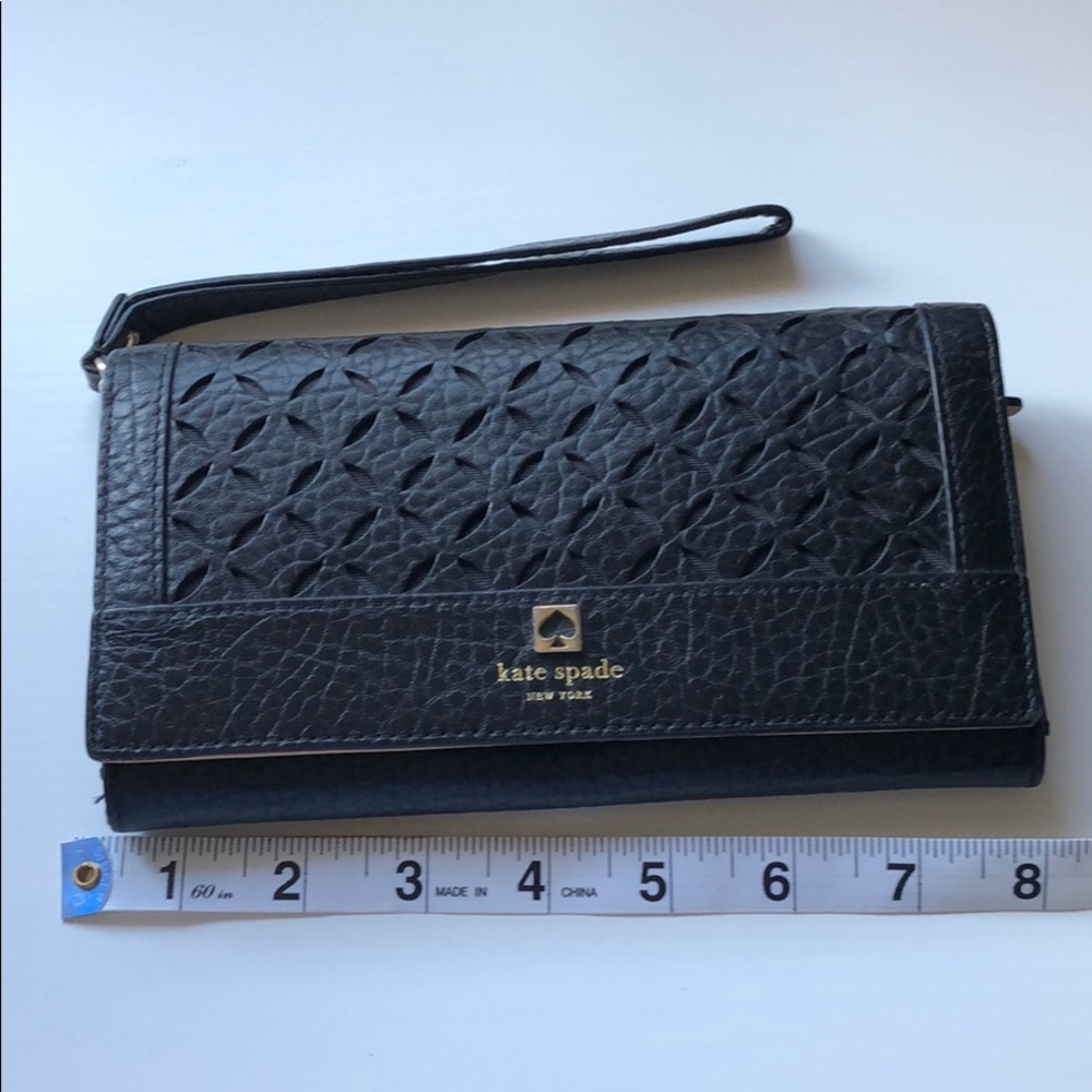 Gently Used Kate Spade Black Wristlet Wallet